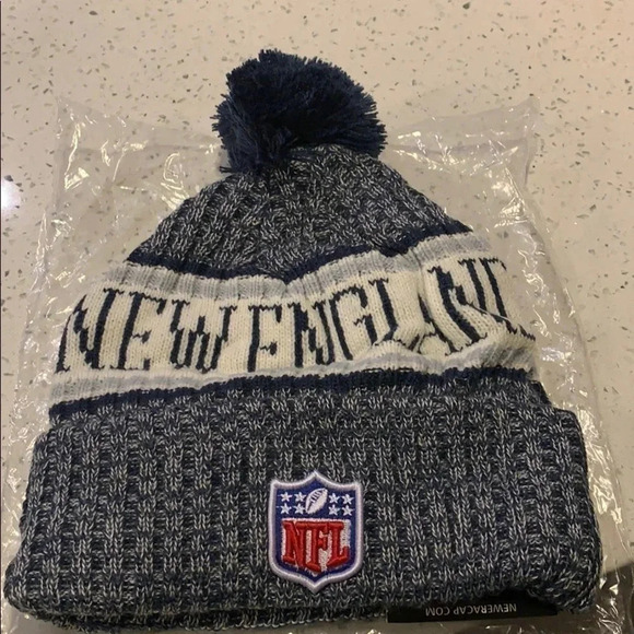 NFL New England Patriots Hat Pom Pom Beanie Blue - Picture 1 of 7